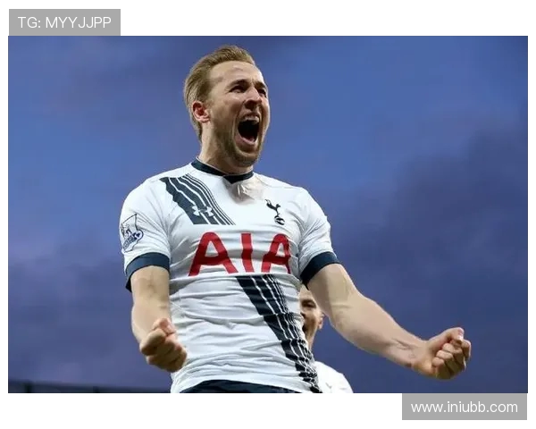 哈里·凯恩:从热刺锋线支柱到拜仁巨星的转会之路与未来展望