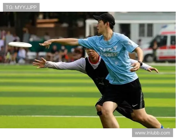 北京飞盘队在世界攀岩锦标赛中的心理素质表现分析与点评