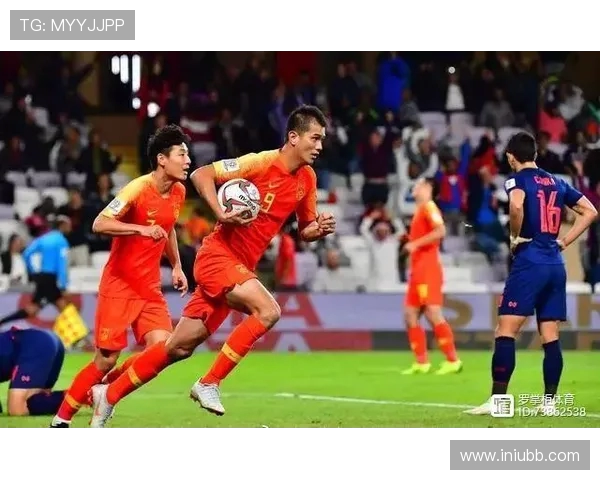 武汉足球队与西安足球队赛后复盘分析意识碰撞与战术较量